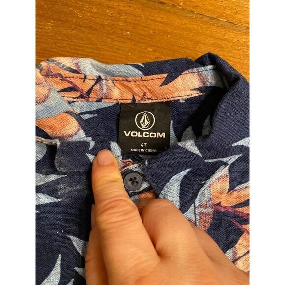 Volcom 4T toddler boys Shirt button up NWT Navy Hawaiian Beachy Vacation Surfer - Picture 4 of 7